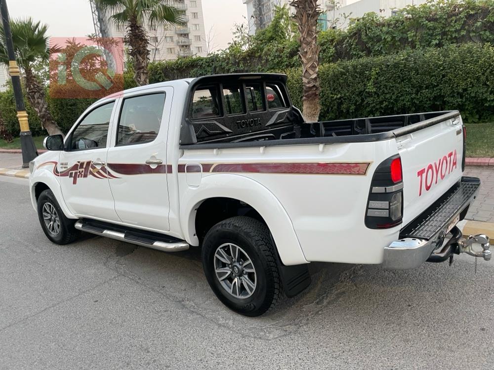 تويوتا هايلوكس